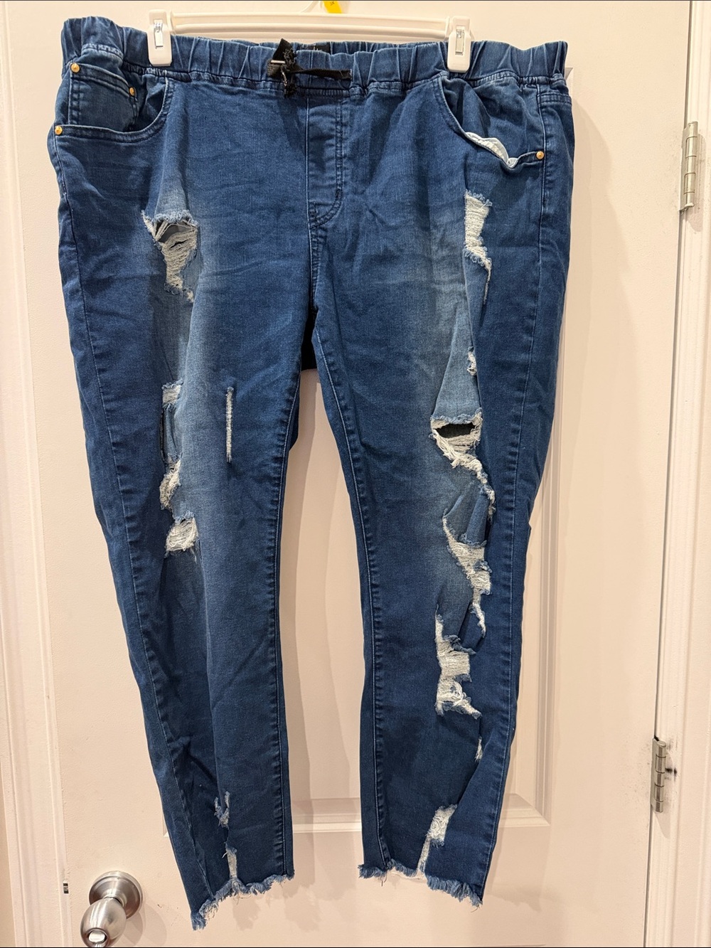 Slim Fit Distressed Jeans